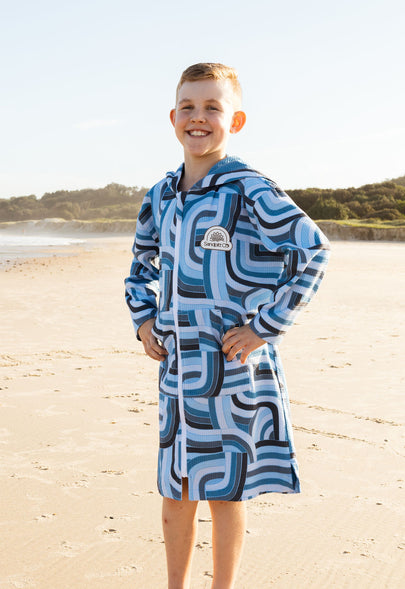 Ocean Tide kids hooded towel – long sleeve wearable design